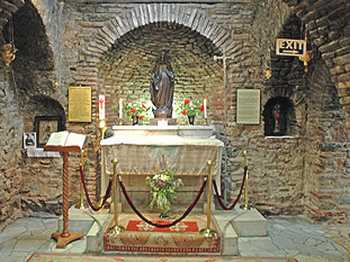 Intérieur de la Maison de la Vierge